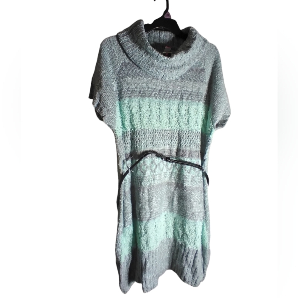 3/$15 NWT No Boundaries cow neck sweater dress with belt